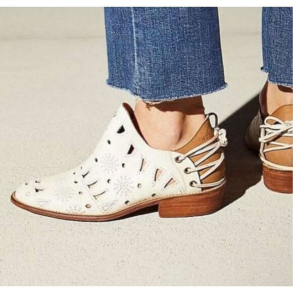 Anthropologie Musse & Cloud Coolise Distressed Low Cut Coastal Boho Cowgirl Boot - Picture 2 of 9